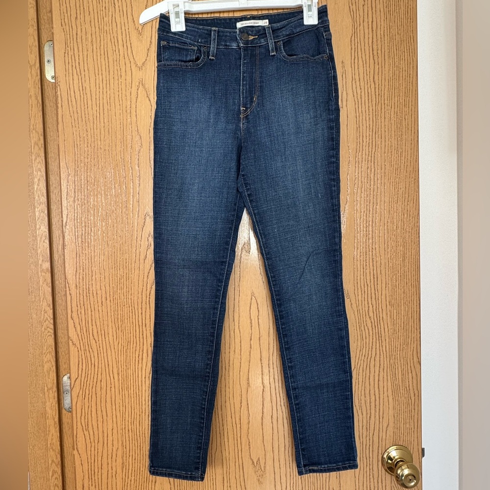 Levi's Dark Blue Women's Skinny Jeans